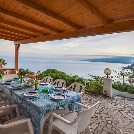 Ferienhaus Amazing In With Wifi