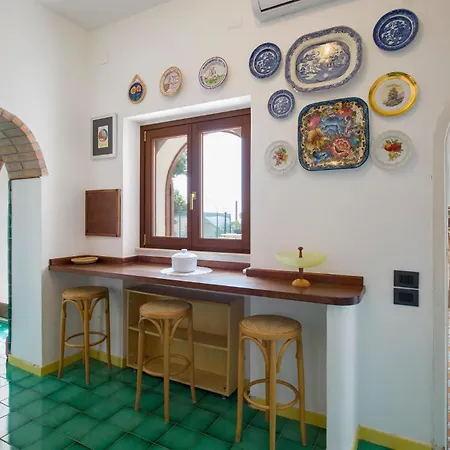 3 Bedroom In Stalettì